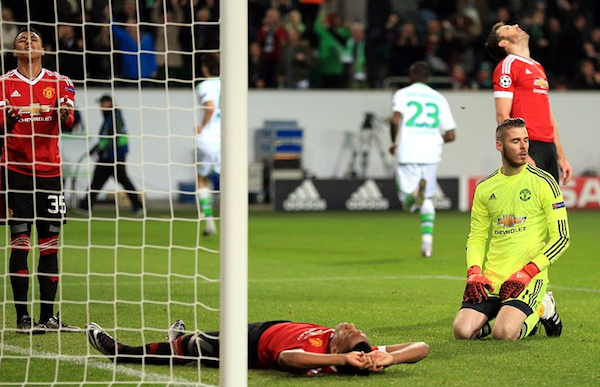 �}���`�F�X�^�[���i�C�e�b�h�s��